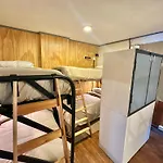 Laku Hostel